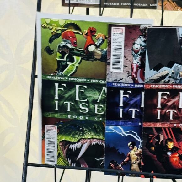 Fear Itself 1-7 7.1-7.3 & One Shots: Book Of Skull, Black Widow, FF Lot Thor - Picture 7 of 7